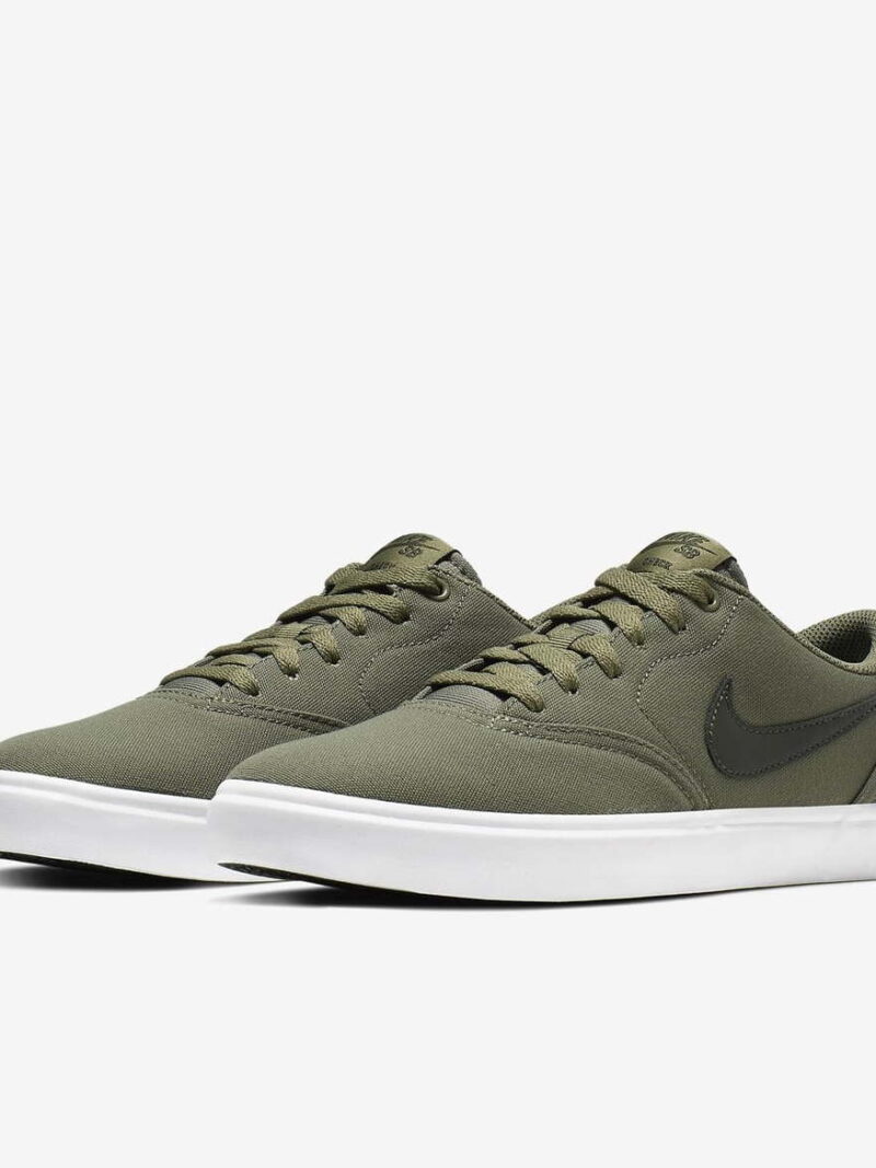 Tênis Nike SB CNVS