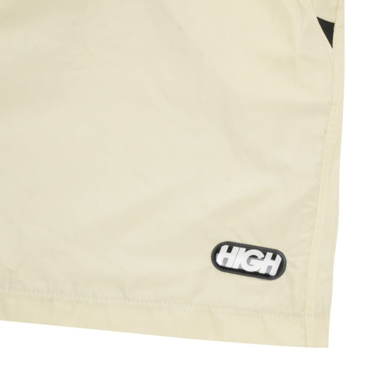 shorts agace cream high company shorts agace cream high company