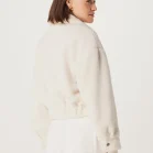 jaqueta feminina peluciada com bolsos off white