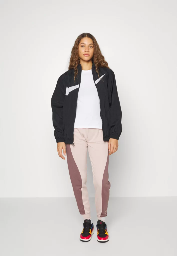 nike sportwar jaqueta nike sportwar jaqueta