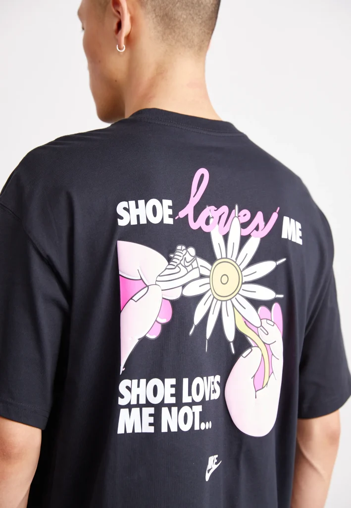 camiseta shoe loves me nike camiseta shoe loves me nike