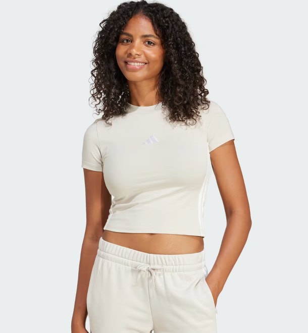 camiseta cropped adidas beige
