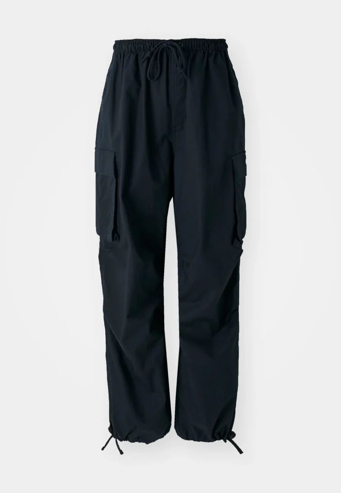 calça cargo oversized black