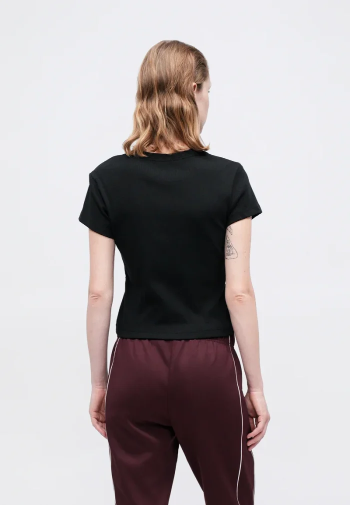 baby tee nike essentials black baby tee nike essentials black