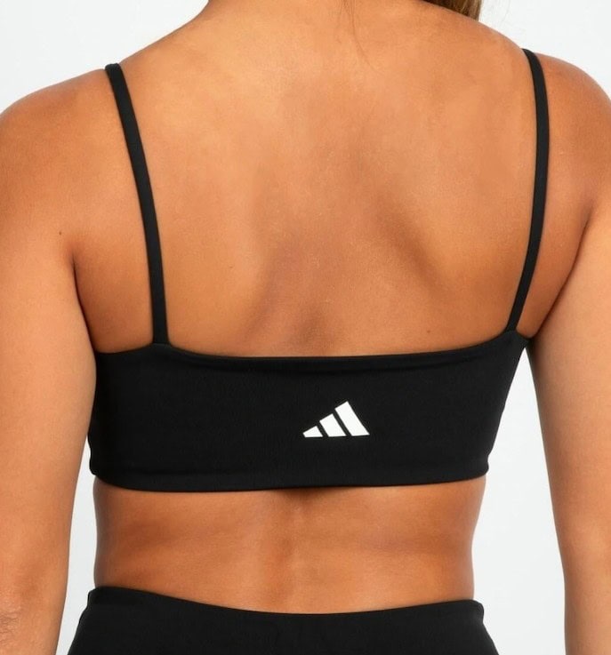 top adidas essentials suporte leve