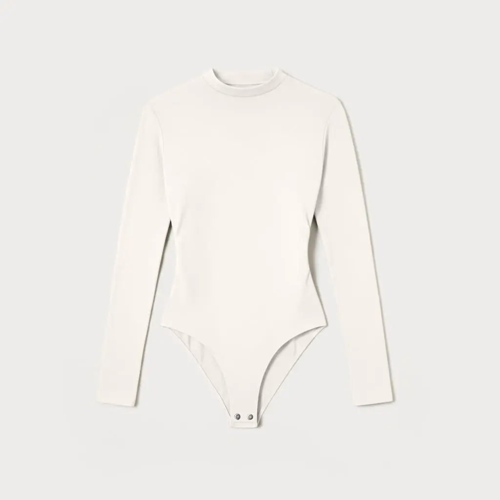 body gola alta em malha off white