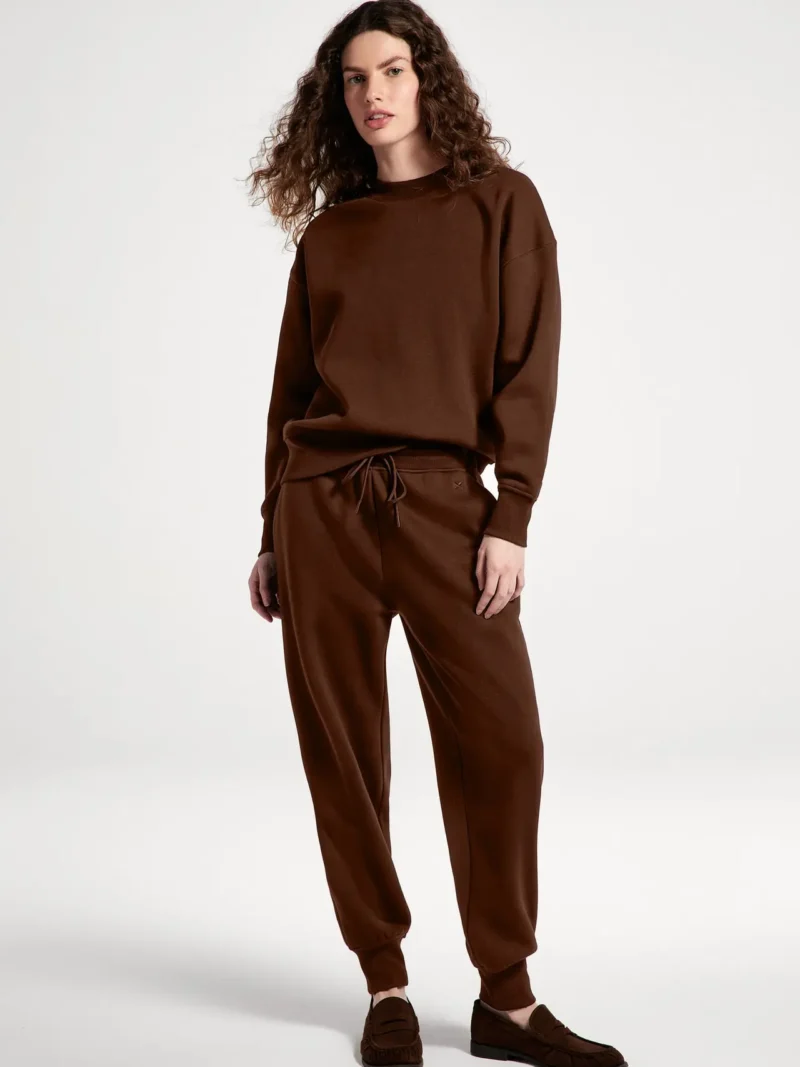 calça feminina jogger em moletom marrom