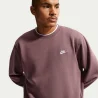moletom crewneck nike club marrom